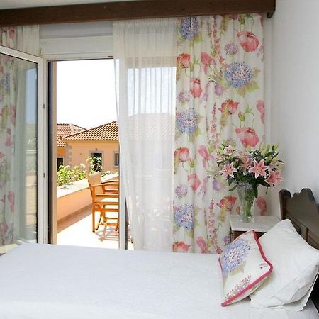 Amygdalies Apartments Мирина Екстериор снимка