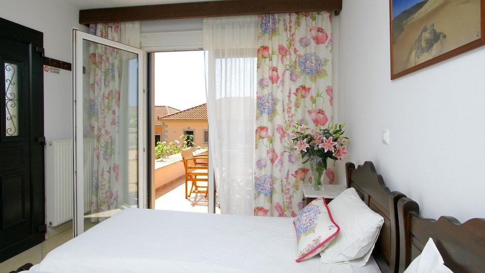 Amygdalies Apartments Мирина Екстериор снимка