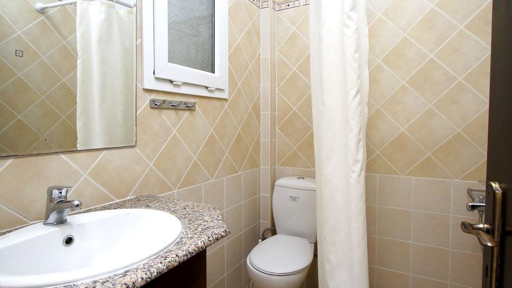 Amygdalies Apartments Мирина Екстериор снимка
