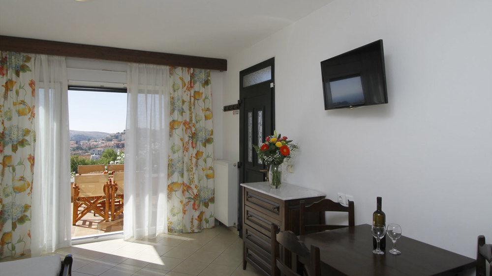 Amygdalies Apartments Мирина Екстериор снимка