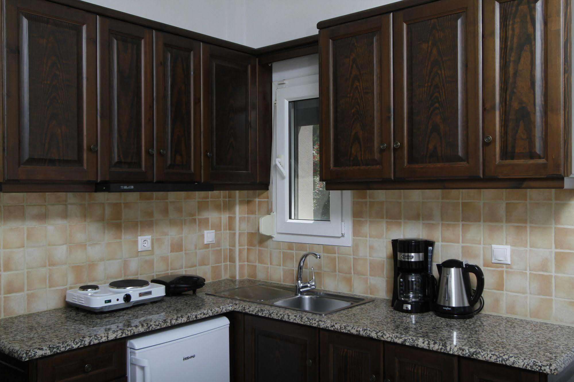 Amygdalies Apartments Мирина Екстериор снимка