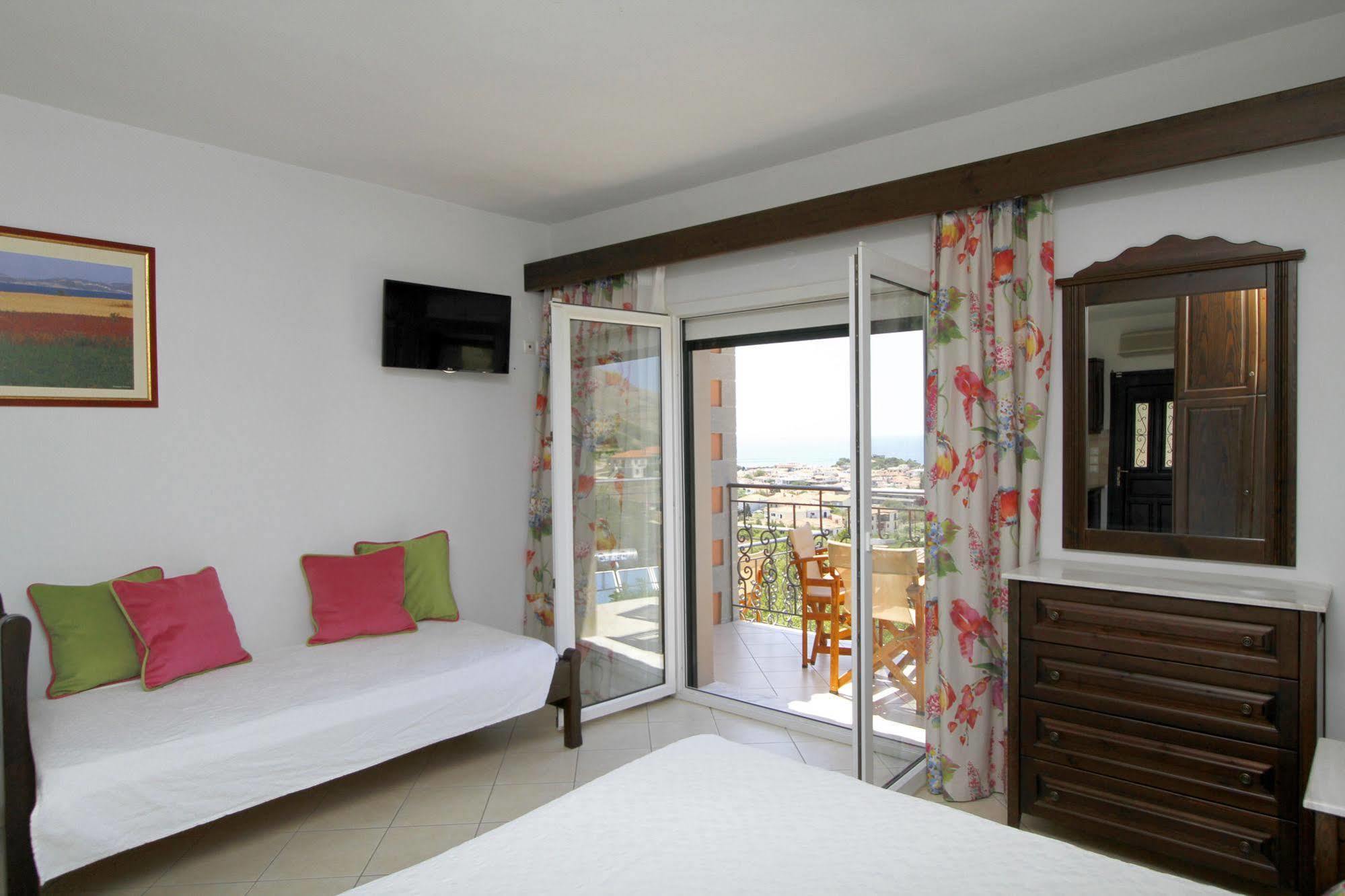 Amygdalies Apartments Мирина Екстериор снимка